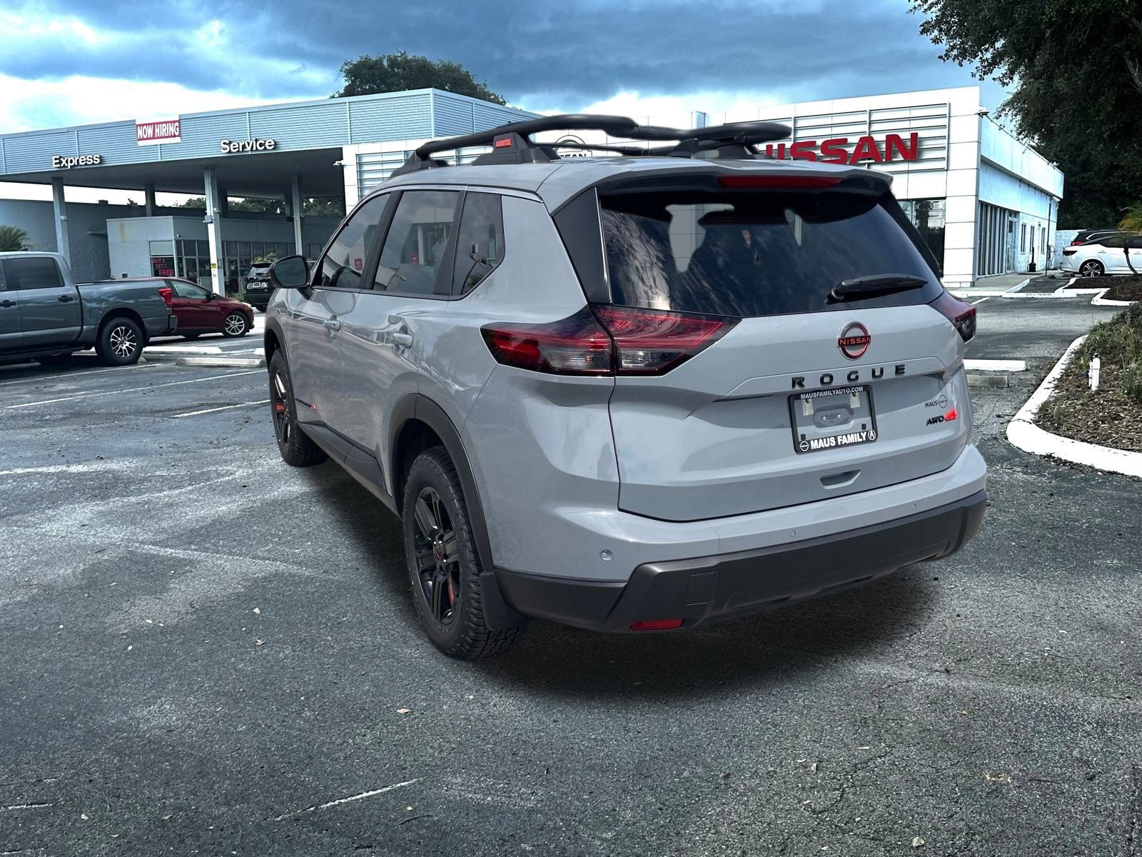 2026 Nissan Rogue SV photo 4