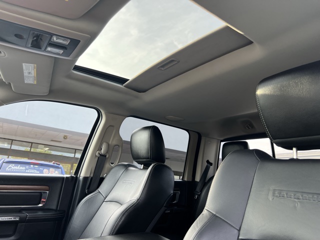 2014 Ram 3500 Laramie photo 7