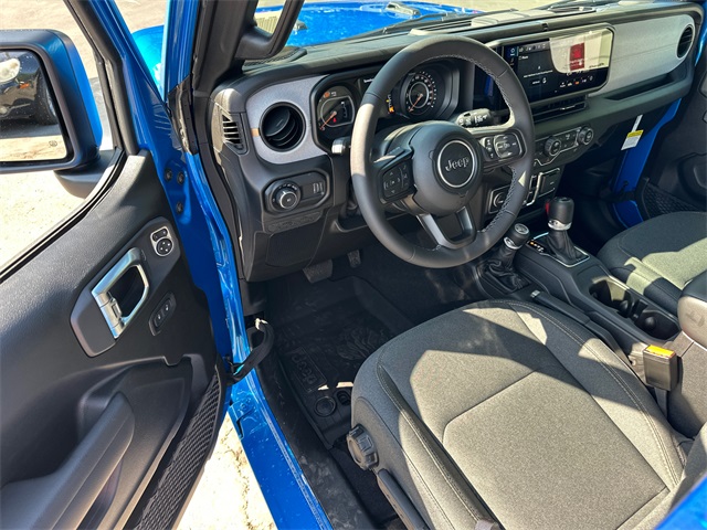 2025 Jeep Wrangler Sport S photo 24