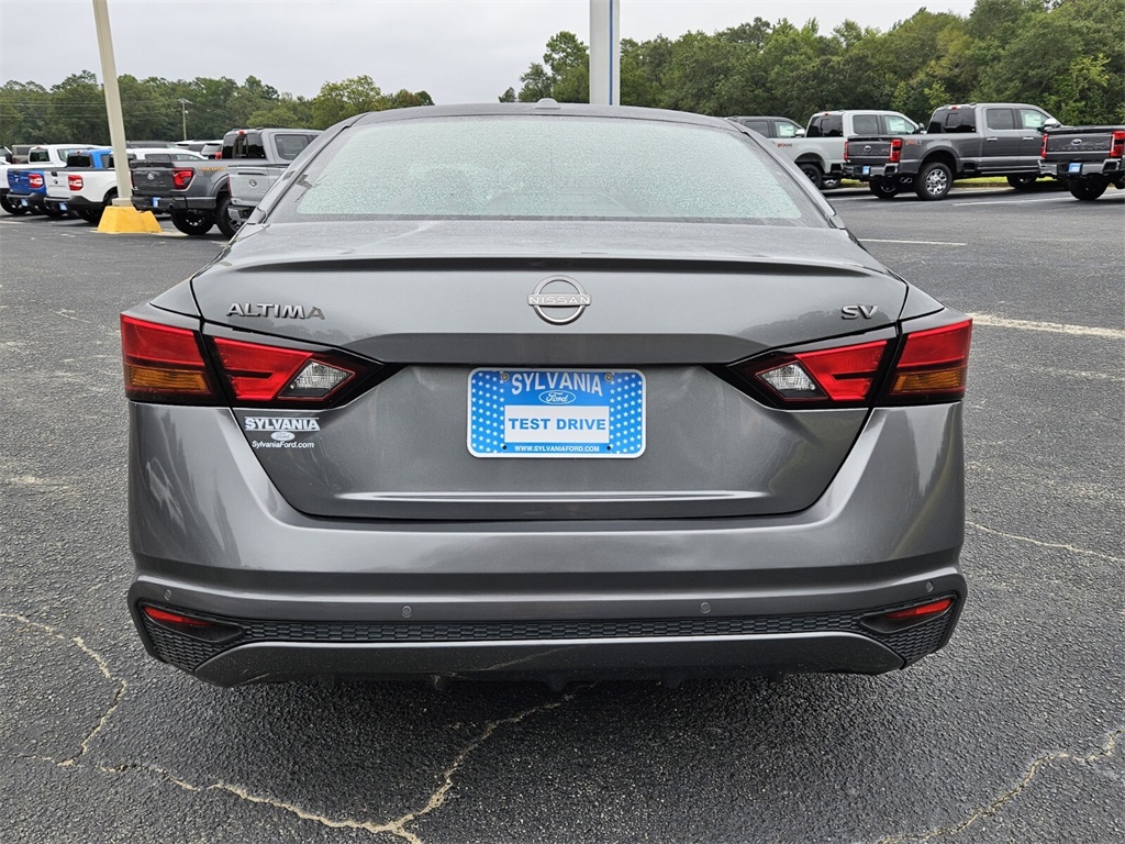 2023 Nissan Altima 2.5 SV photo 10