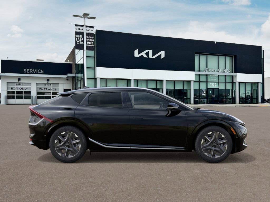 2025 Kia EV6 Light photo 7