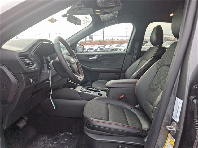 2025 Ford Escape ST-Line Select photo 6