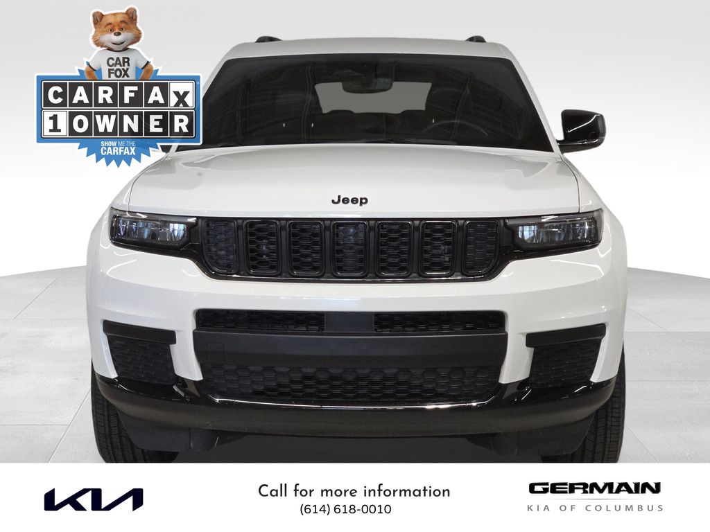 2024 Jeep Grand Cherokee Altitude photo 2