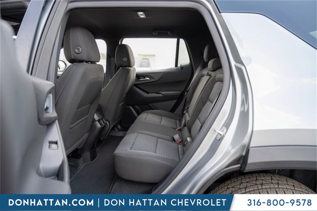 2026 Chevrolet Equinox LT photo 17