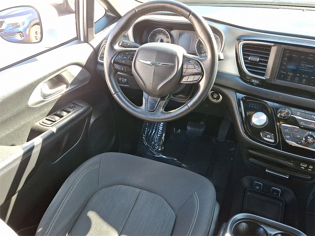 2018 Chrysler Pacifica Touring Plus photo 14