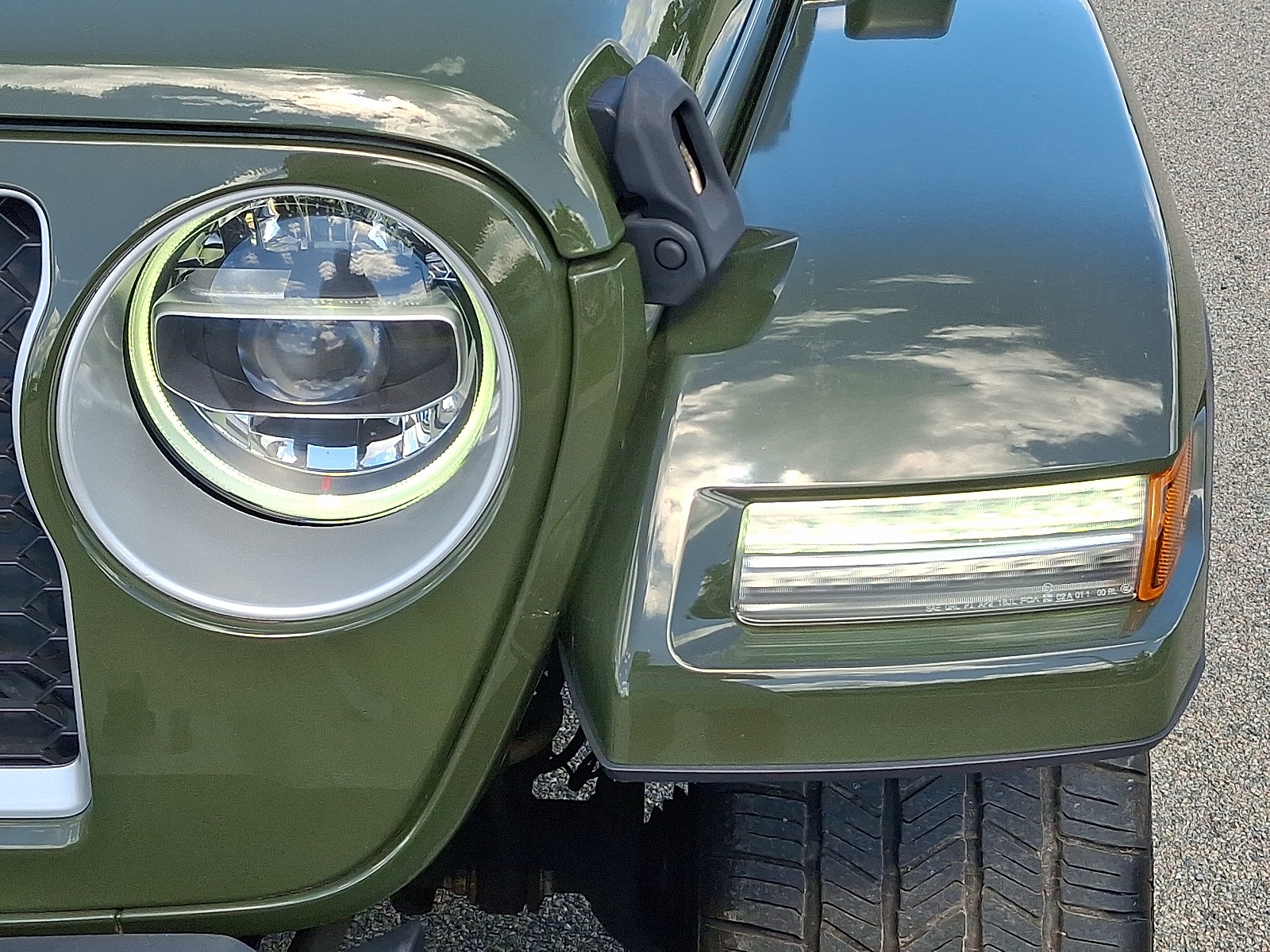 2021 Jeep Wrangler 4xe Unlimited Sahara photo 9