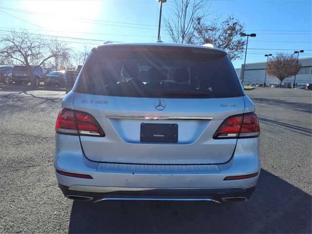 2019 Mercedes Benz GLE 400 4MATIC photo 4