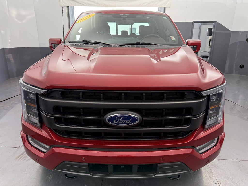 2023 Ford F-150 Lariat photo 2