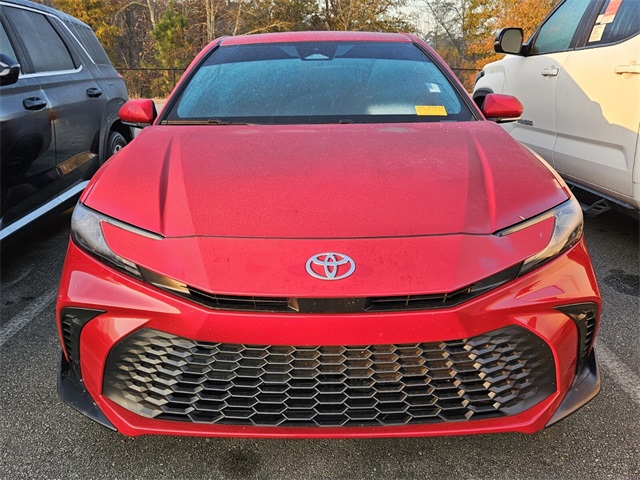 2025 Toyota Camry SE photo 2