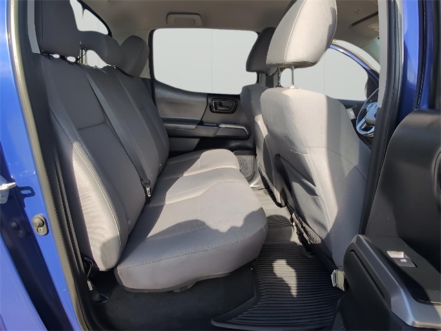 2022 Toyota Tacoma SR5 photo 41