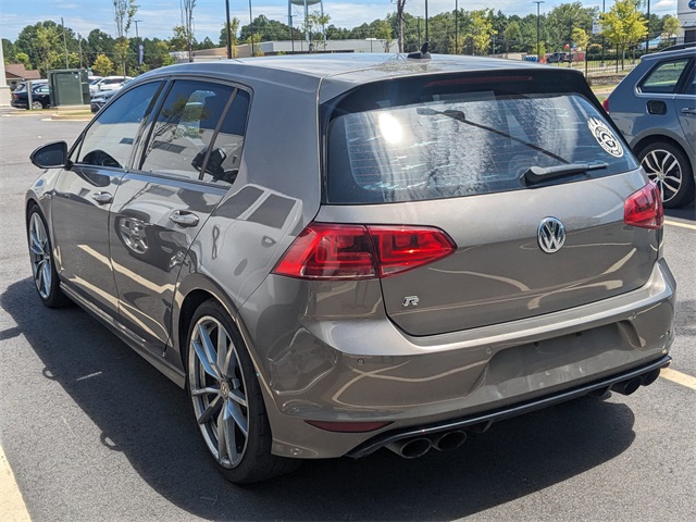 2017 Volkswagen Golf R 4Motion photo 3