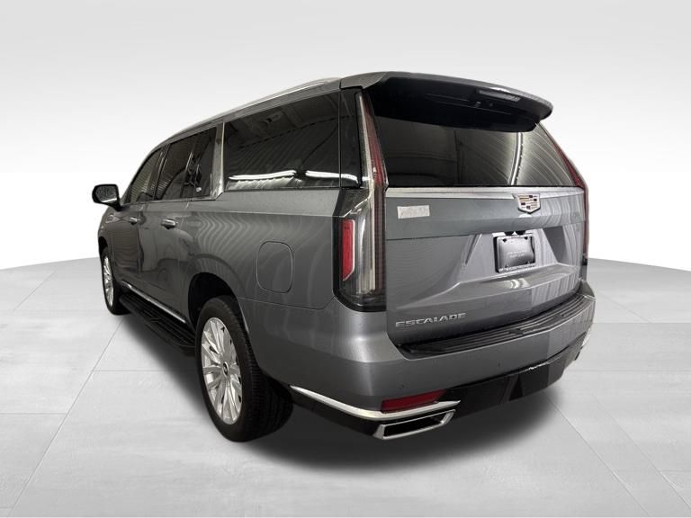 2021 Cadillac Escalade ESV Luxury photo 4