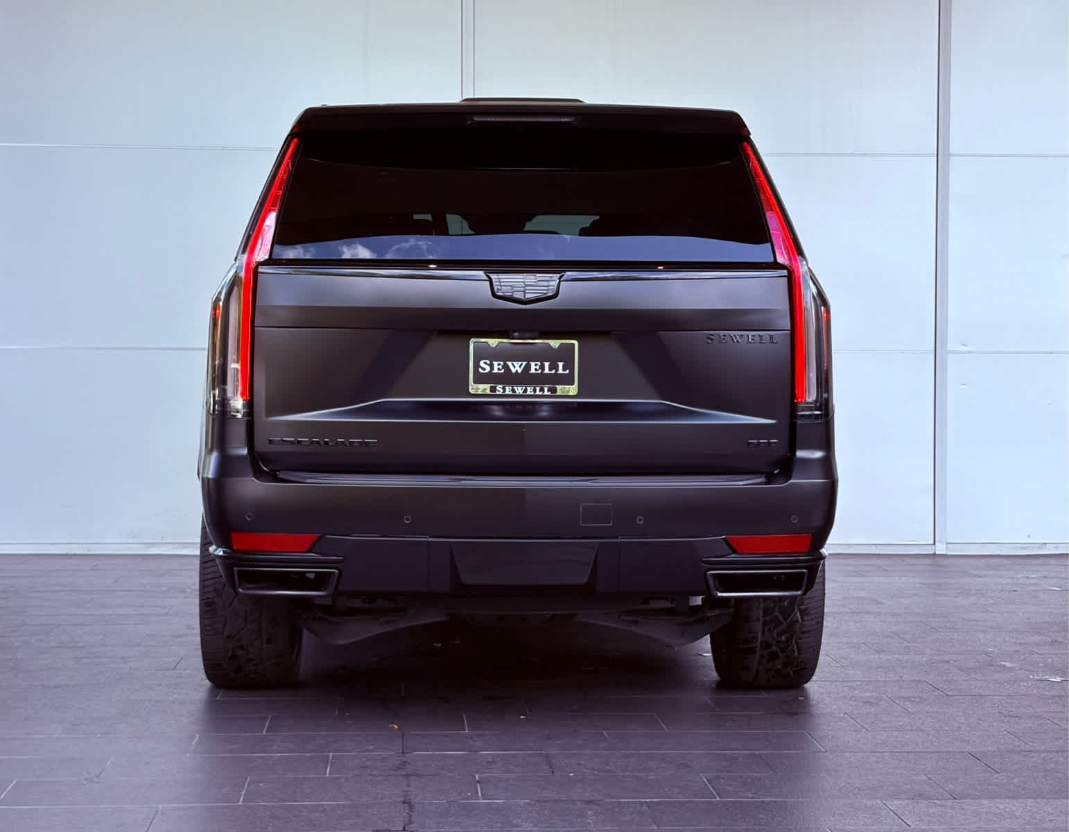 2023 Cadillac Escalade Sport Platinum photo 3