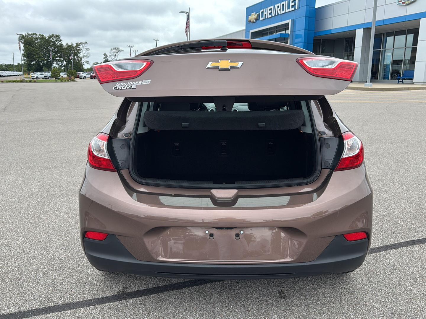 2019 Chevrolet Cruze LS photo 9