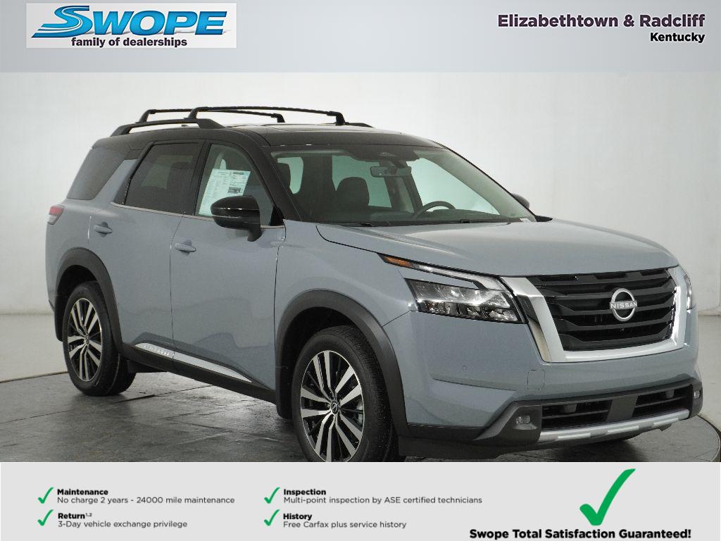 2025 Nissan Pathfinder Platinum's photo
