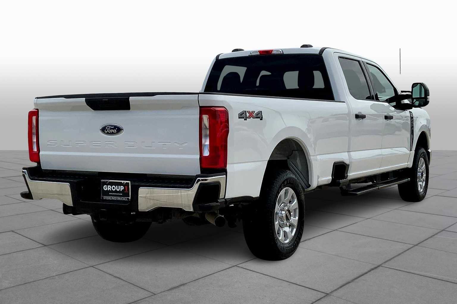2024 Ford F-250 XLT photo 12