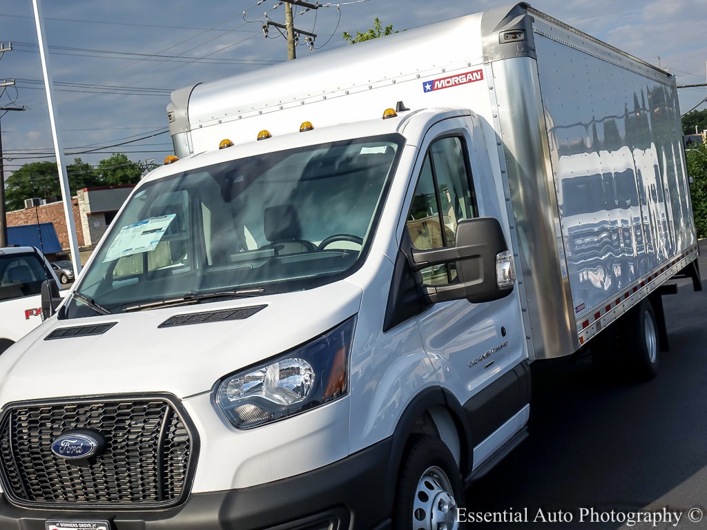 2024 Ford Transit Cutaway photo 4