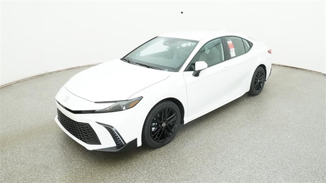 2026 Toyota Camry SE's photo