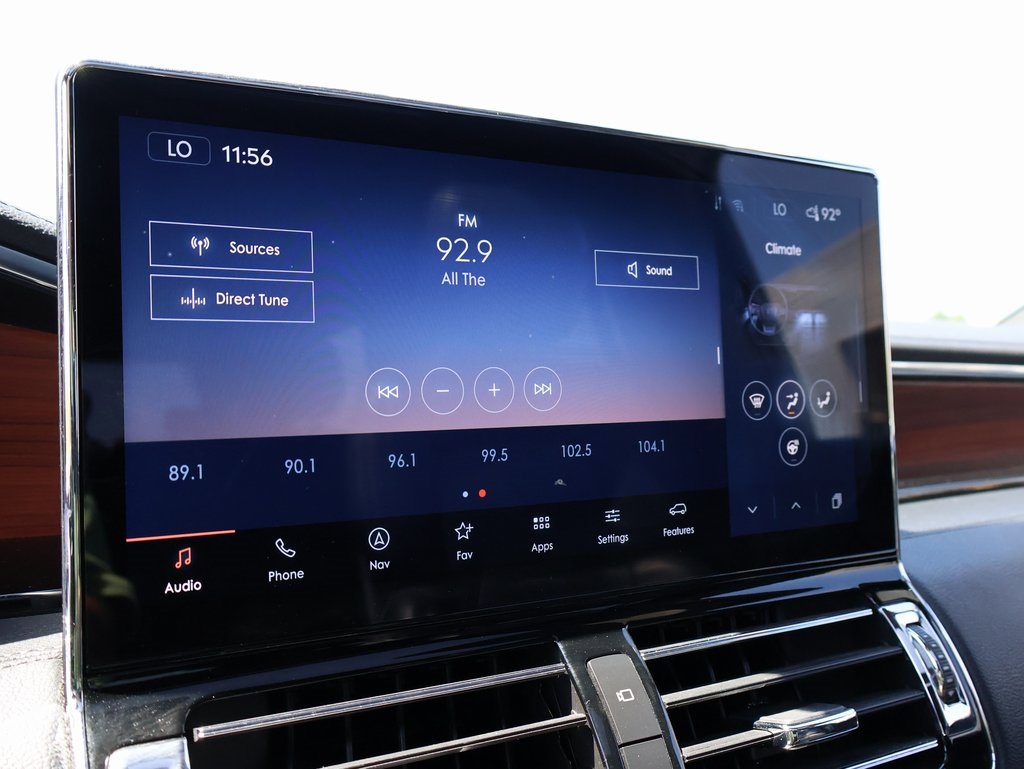 2024 Lincoln Navigator L Standard photo 35