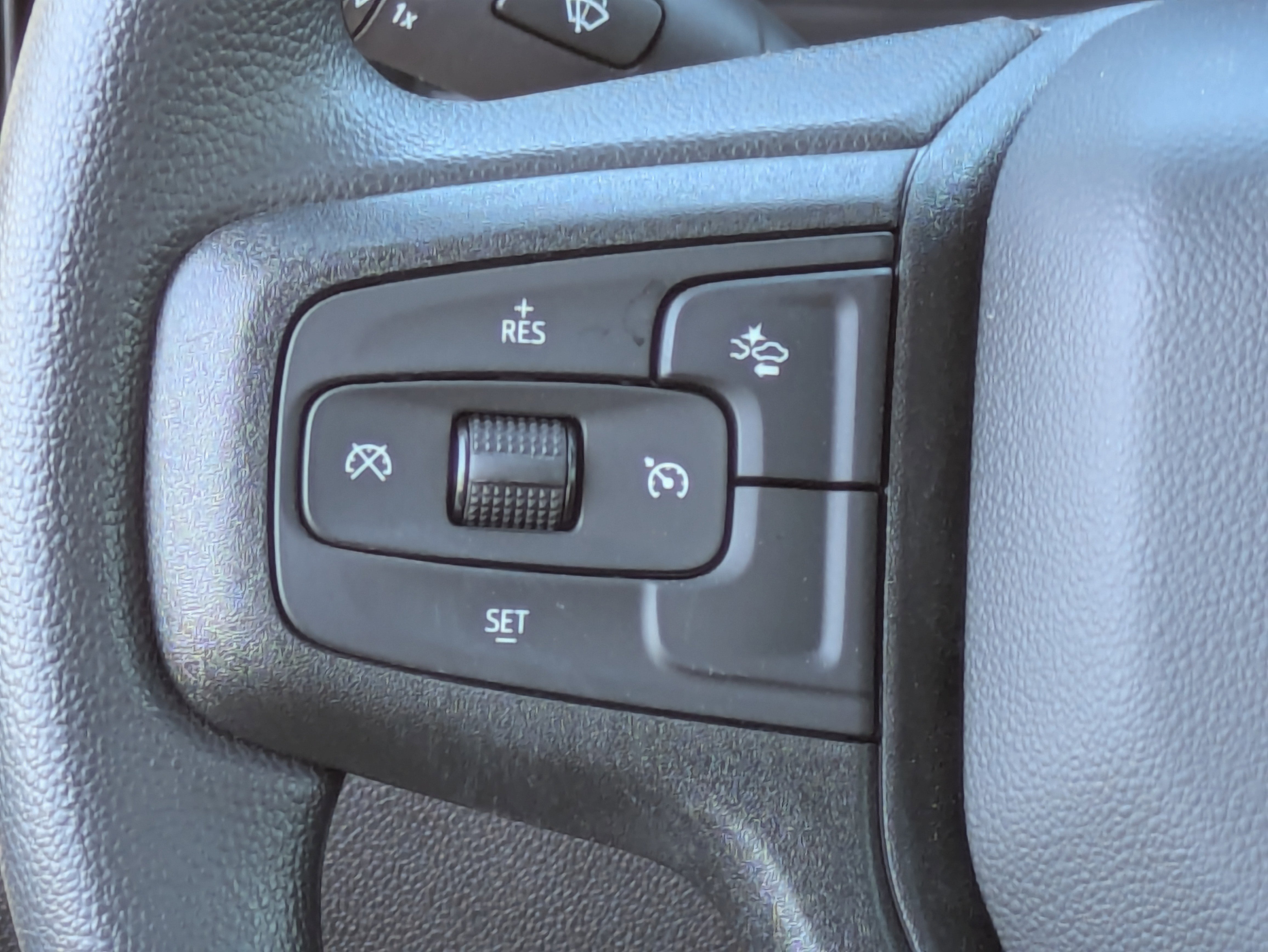 2026 Chevrolet Silverado 3500HD photo 3