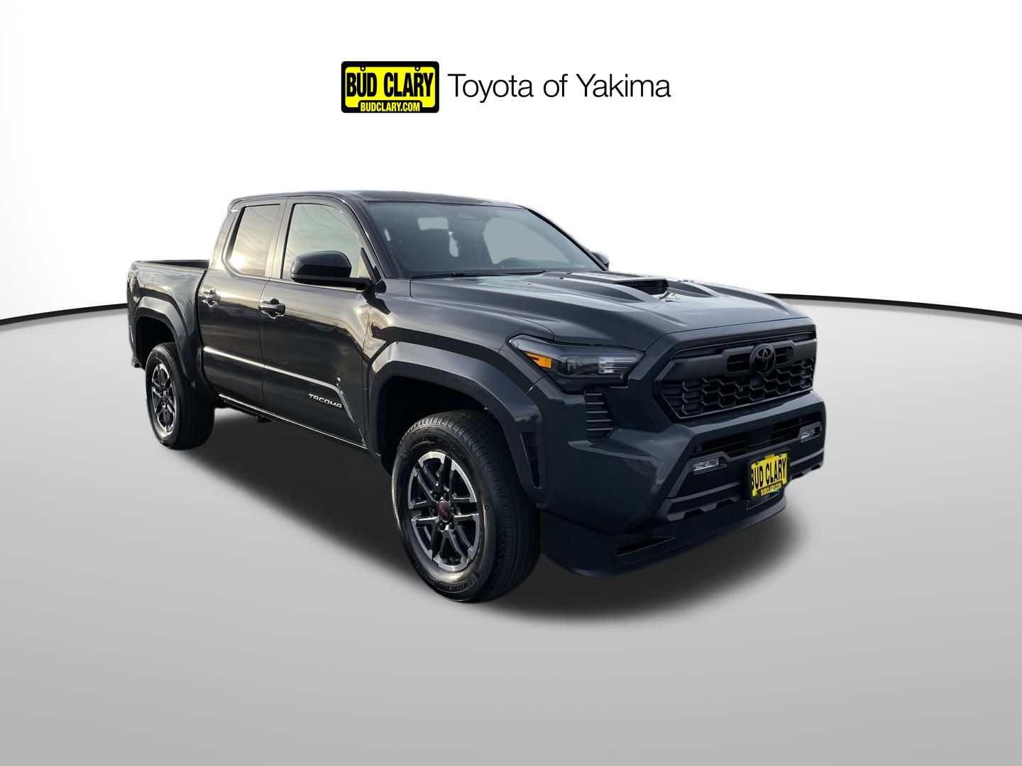2026 Toyota Tacoma TRD Sport's photo