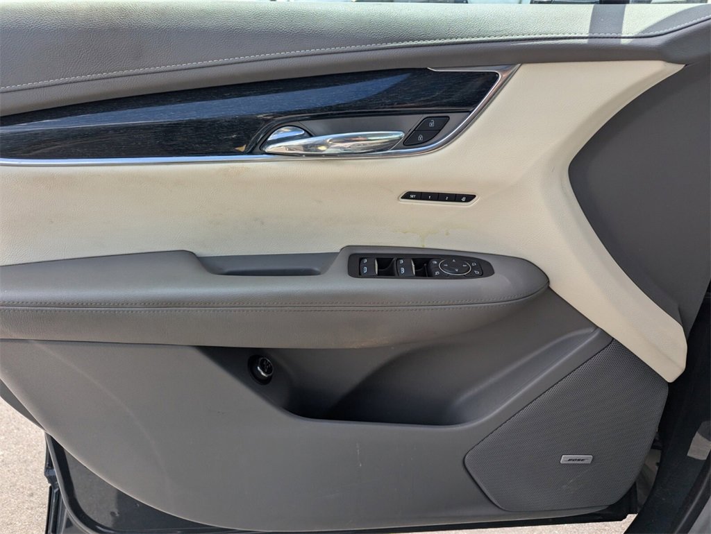 2021 Cadillac XT4 Premium Luxury photo 26