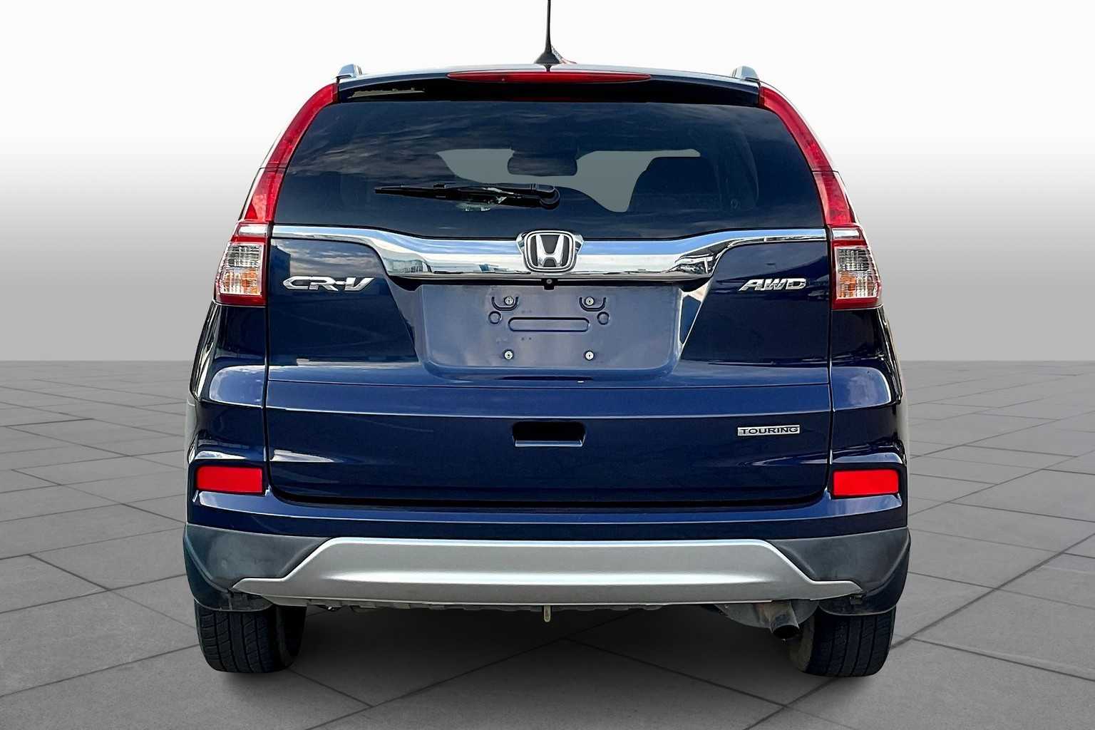 2016 Honda CR-V Touring photo 4