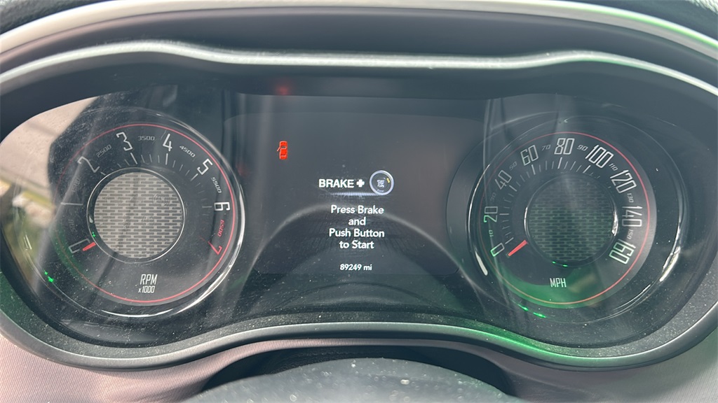 2019 Dodge Challenger SXT photo 16
