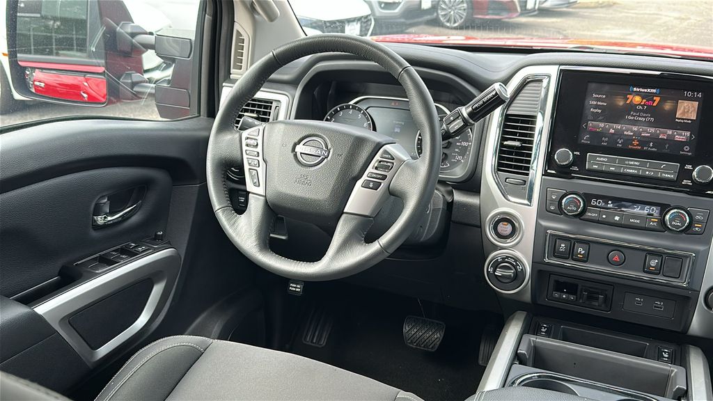2024 Nissan Titan SV photo 24