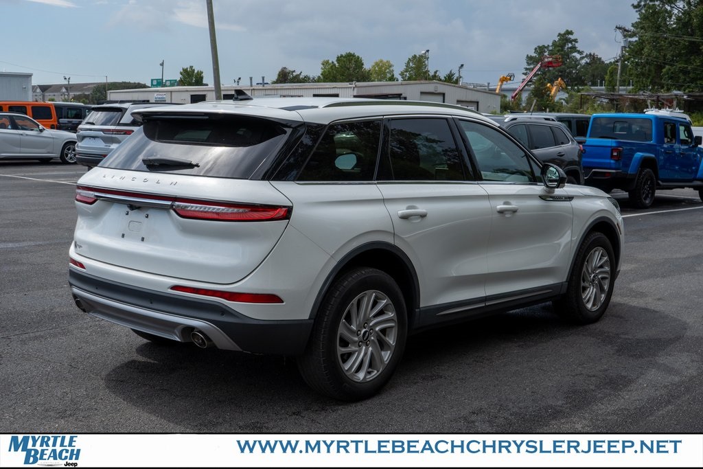 2021 Lincoln Corsair Standard photo 5
