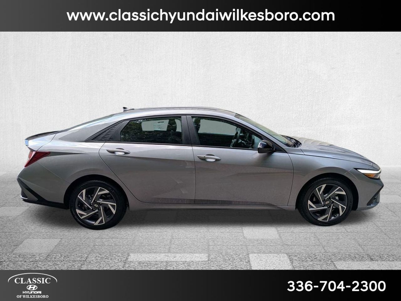 2025 Hyundai Elantra SEL Sport photo 4
