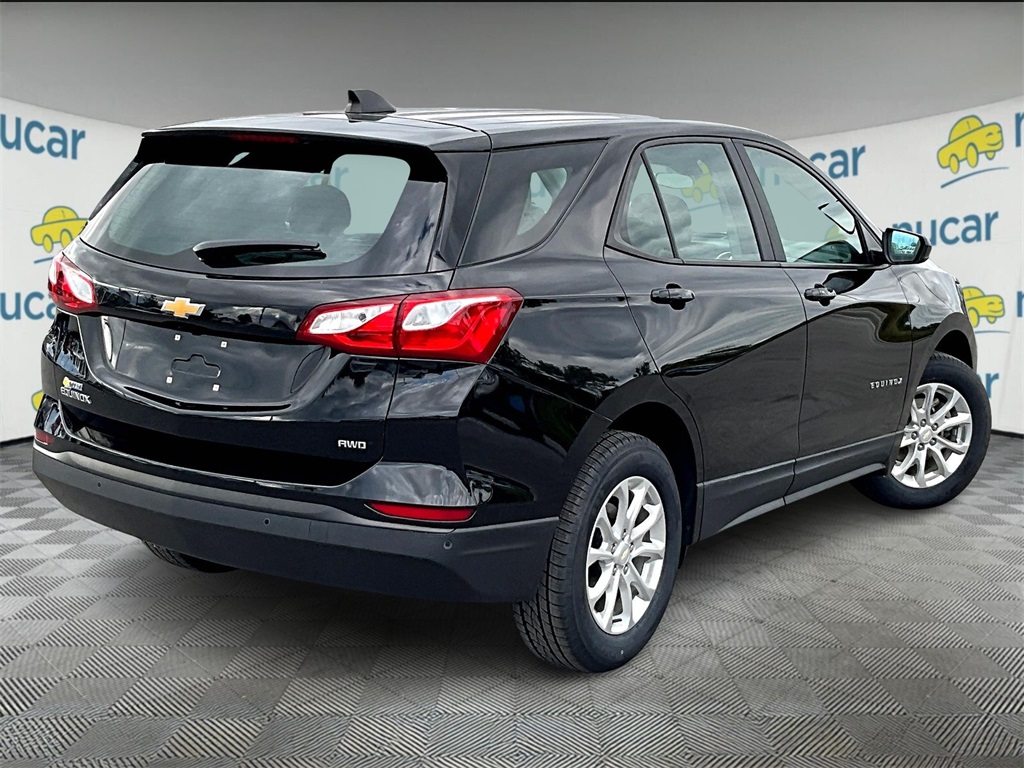 2021 Chevrolet Equinox LS photo 6