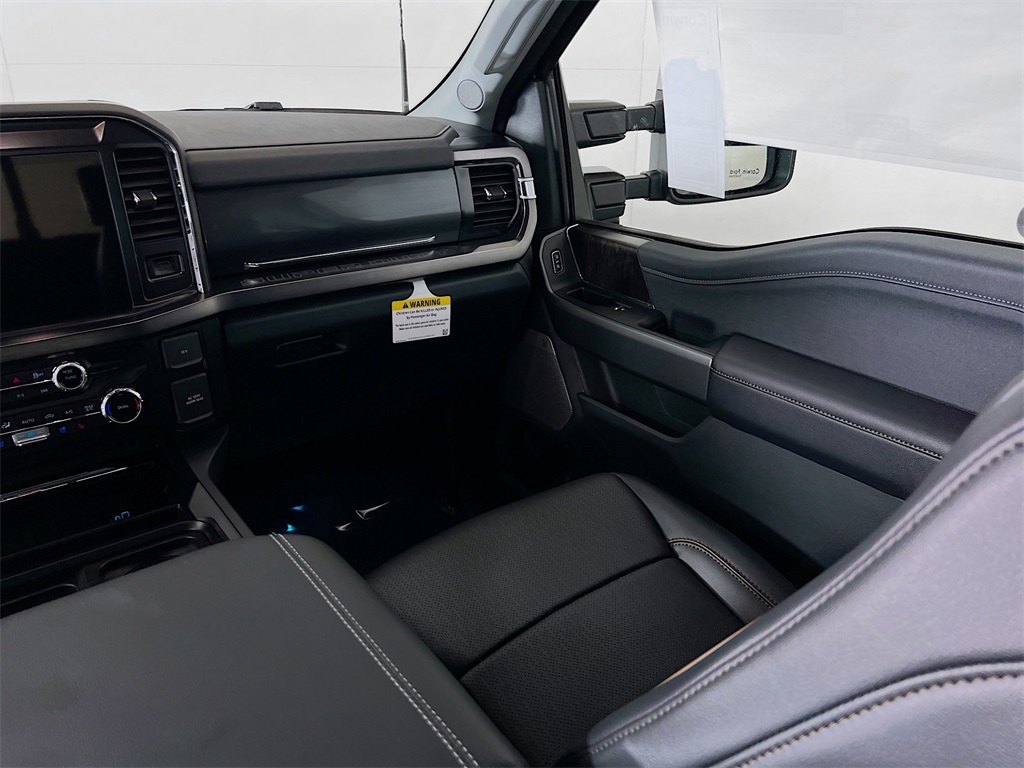 2026 Ford F-250 photo 28