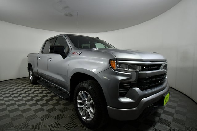 2023 Chevrolet Silverado 1500 RST photo 4