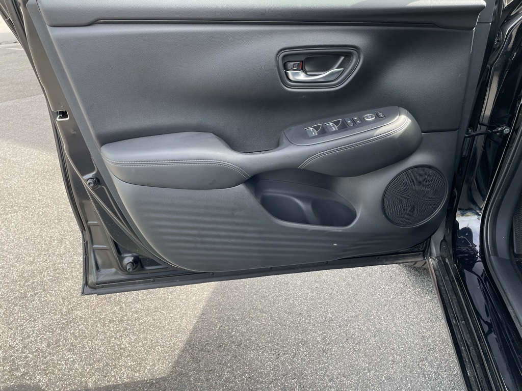 2025 Honda HR-V EX-L photo 10