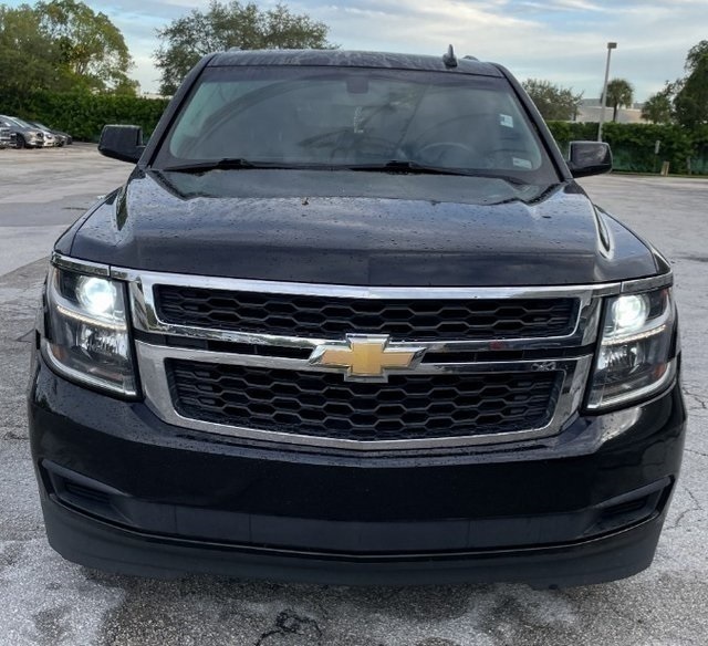 2017 Chevrolet Tahoe LS photo 6
