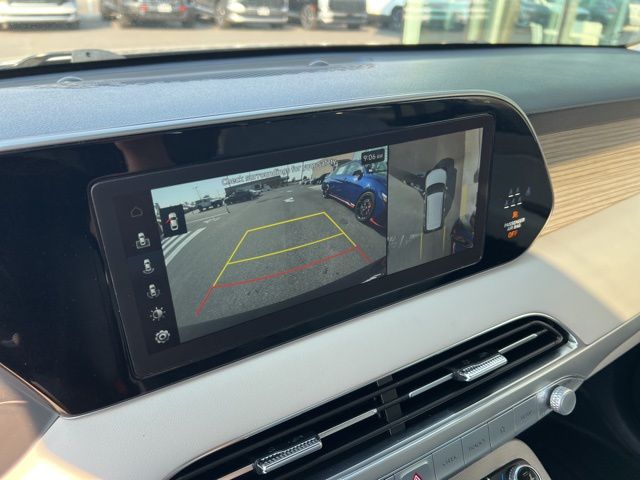 2022 Hyundai Palisade Limited photo 10