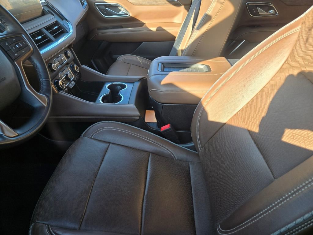 2022 Chevrolet Tahoe High Country photo 3