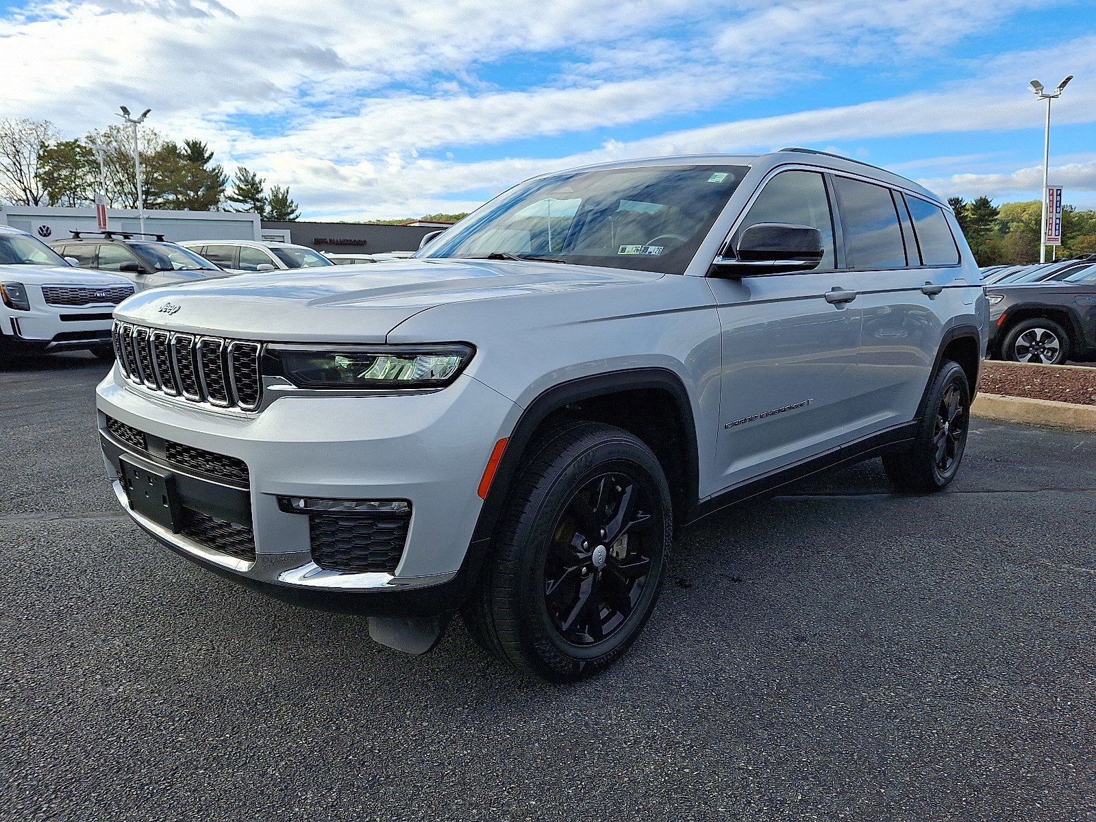 2022 Jeep Grand Cherokee Limited photo 3