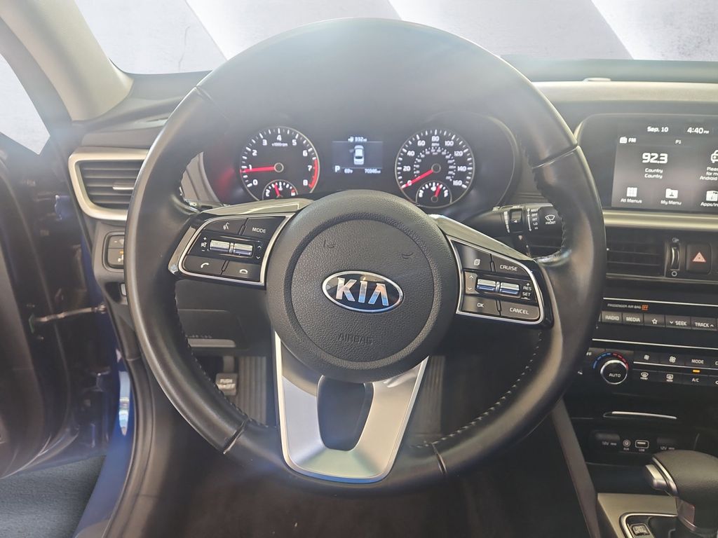 2019 Kia Optima S photo 9