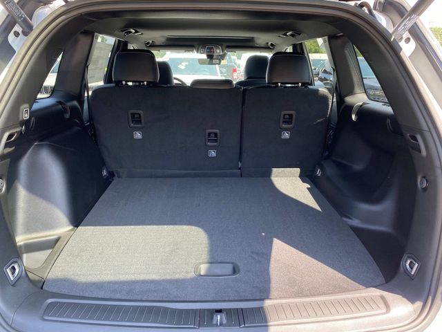 2025 Jeep Grand Cherokee Altitude X photo 2