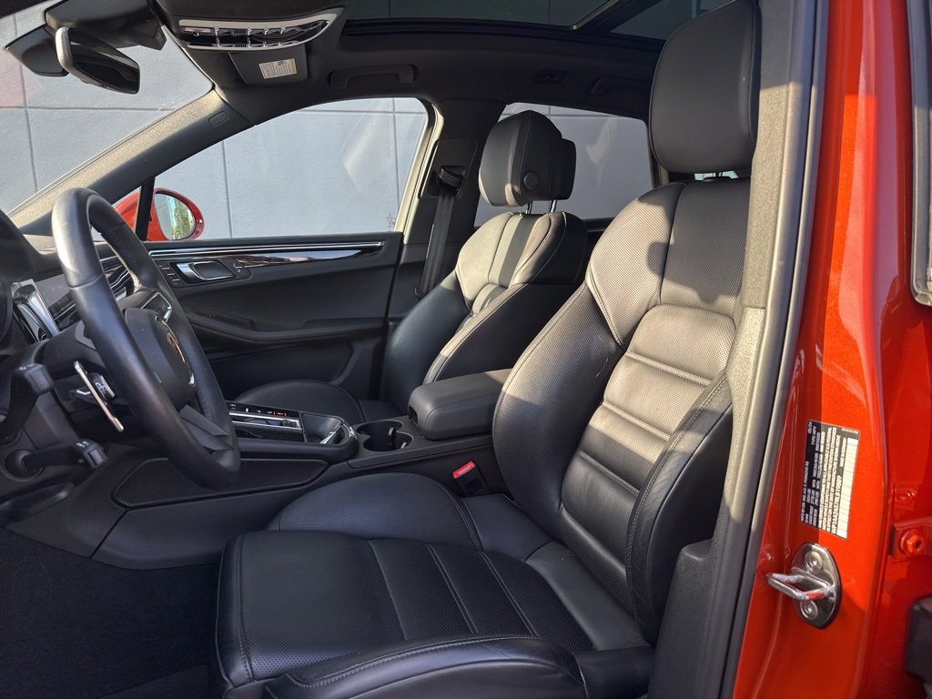 2024 Porsche Macan photo 4