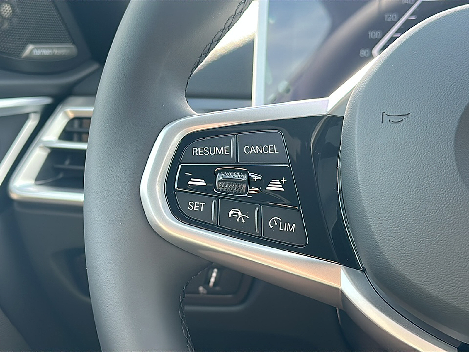 2025 Bmw i4 eDrive40 photo 8