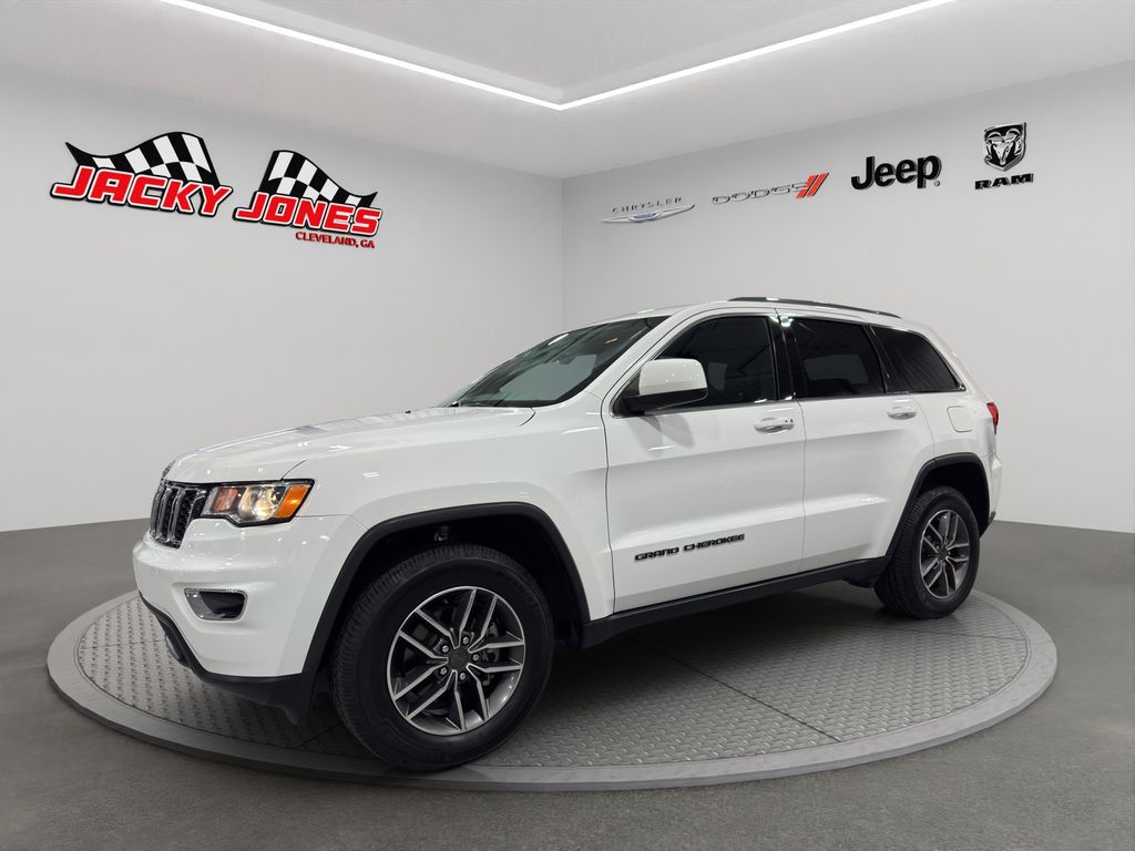 2019 Jeep Grand Cherokee Laredo E's photo