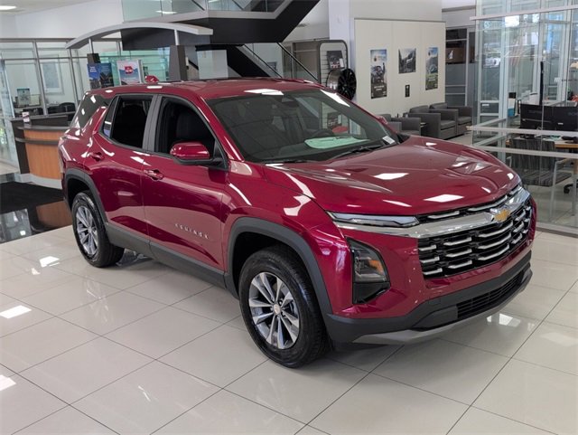 2026 Chevrolet Equinox LT photo 2