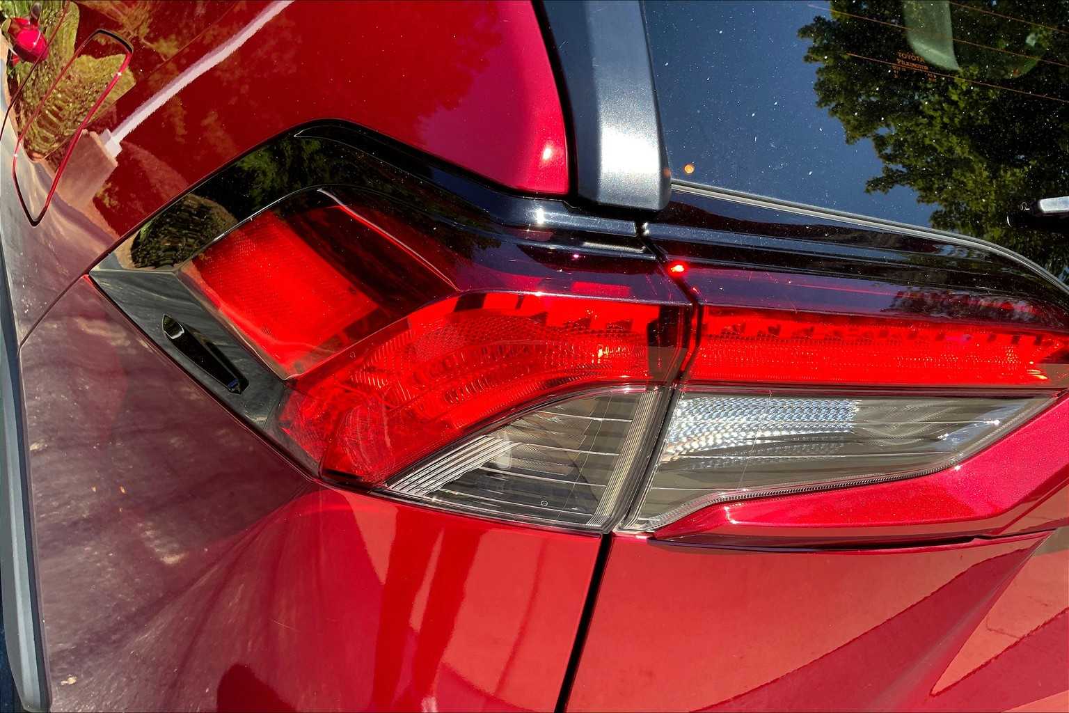 2023 Toyota RAV4 XLE photo 26