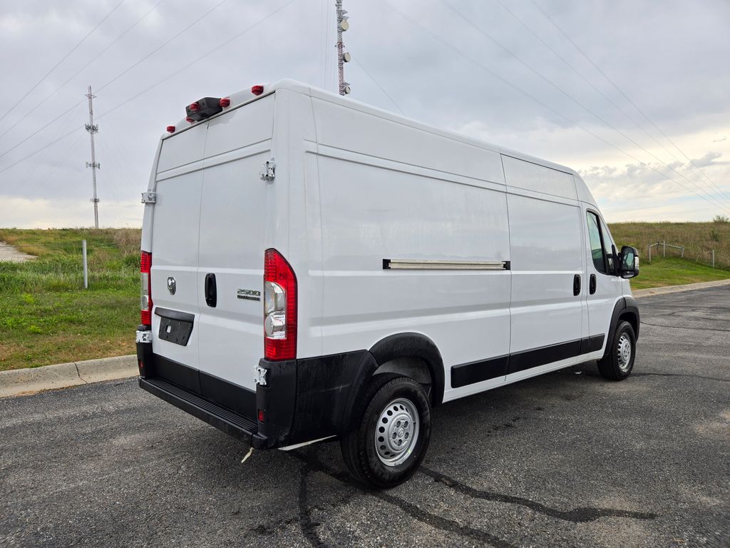 2026 Ram ProMaster 2500 photo 2