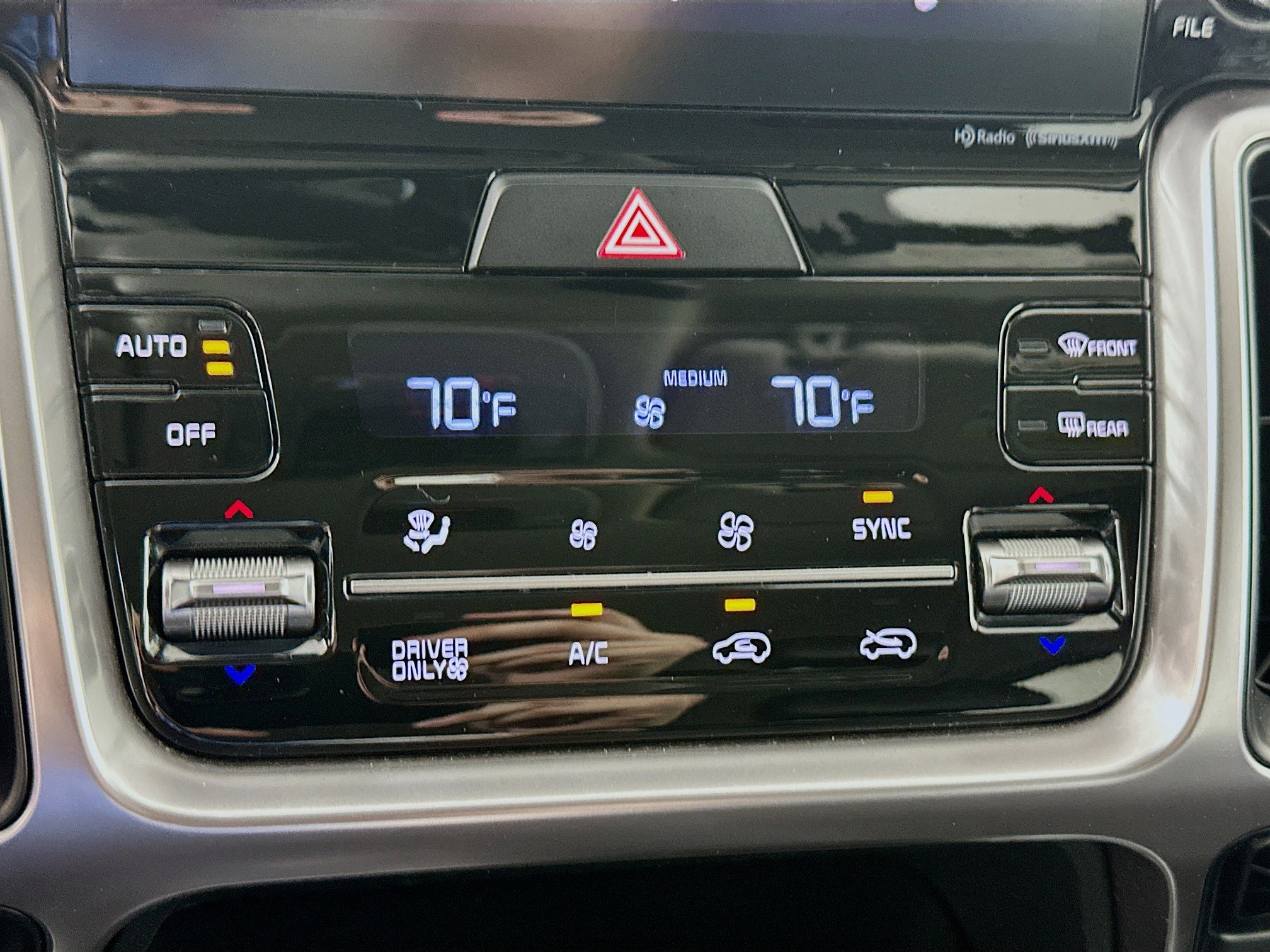 2021 Kia Sorento Hybrid S photo 12