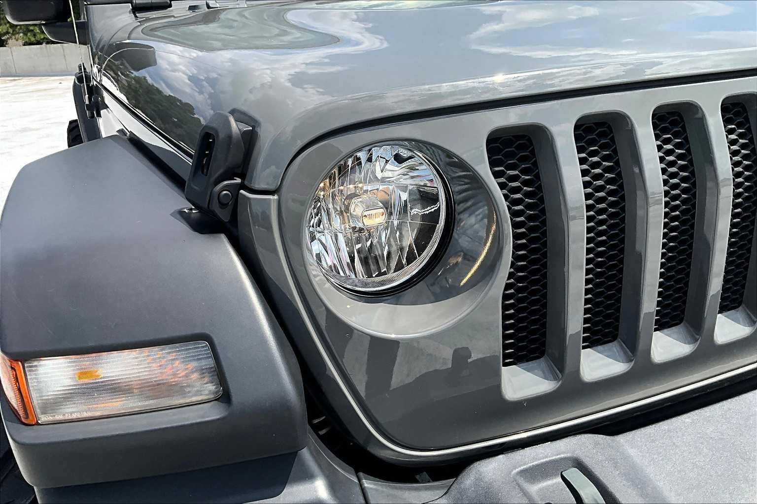 2021 Jeep Wrangler Unlimited Sport photo 26