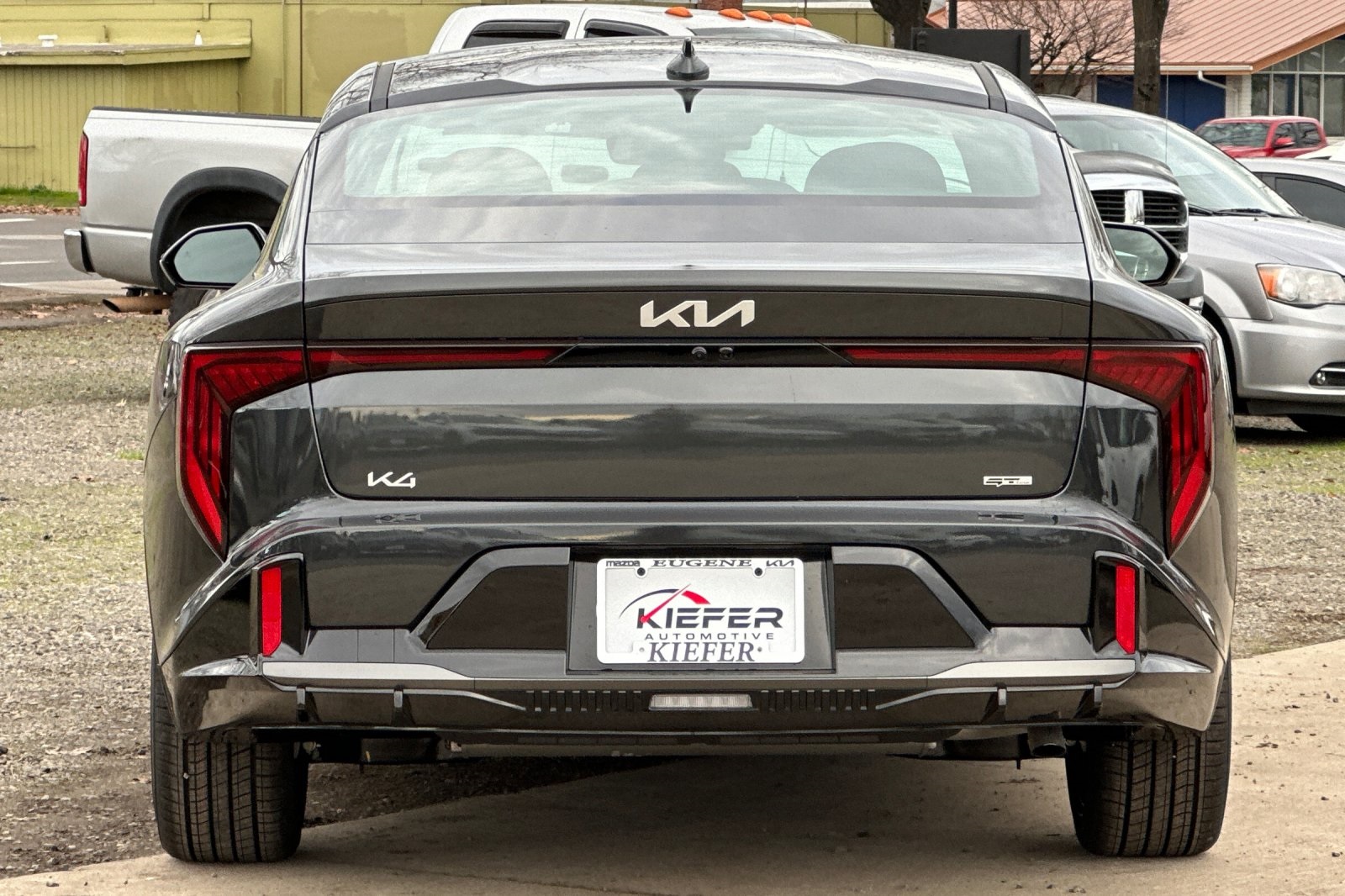 2025 Kia K4 GT-Line photo 4